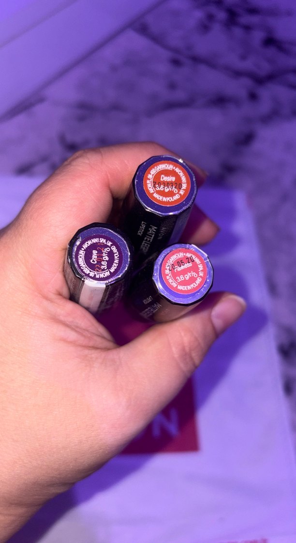 Avon Siyah Ruj set - Görsel 2