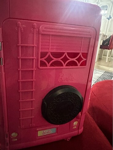  Barbie iki katlı karavan