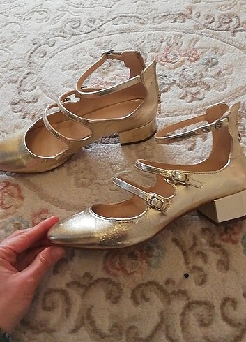 Parizyen stil sandalet bantlı babet topuklu ayakkabı