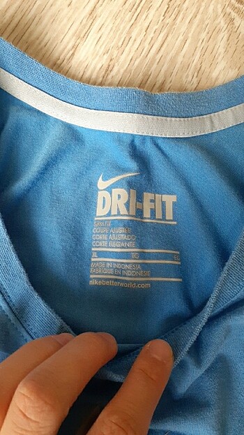 xl Beden NIKE ATLET