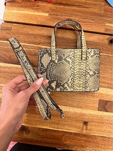 Mango mini çanta