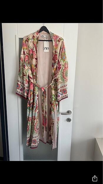 Zara kimono
