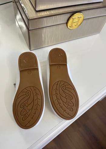 LC Waikiki Kız Çocuk Beyaz Fiyonklu Babet Ayakkabı