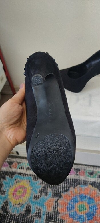 Arkası Zımba Detaylı Süet Platformlu Topuklu Ayakkabı - Görsel 6