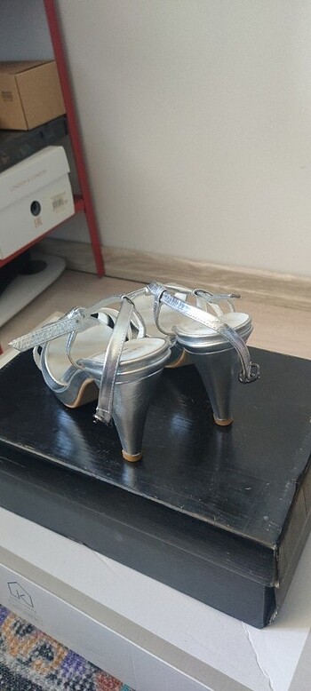 Lame topuklu abiye ayakkabı  - Görsel 7