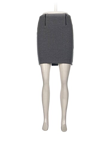 Bershka Mini Etek %70 İndirimli.