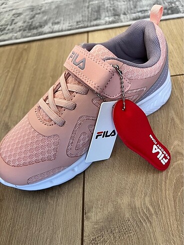 31 Beden pembe Renk FILA çocuk spor ayakkabı