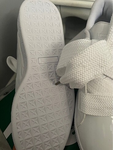 38 Beden beyaz Renk Puma rugan spor