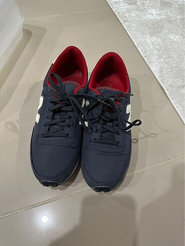 New Balance kadın spor ayakkabı