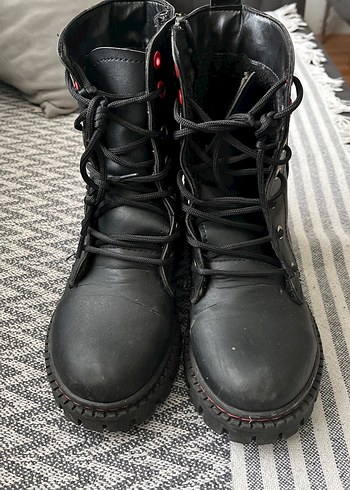 Siyah Tokalı Platform Topuklu Punk Bot - Görsel 2