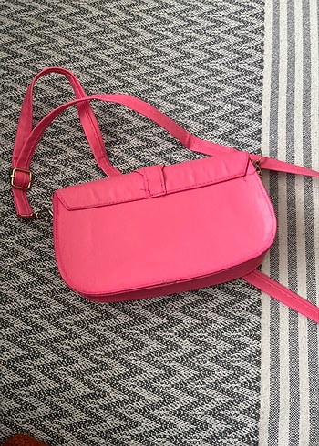 Pembe Deri Tokalı Kadın Çanta - Görsel 4