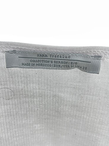 m Beden beyaz Renk Zara T-shirt %70 İndirimli.