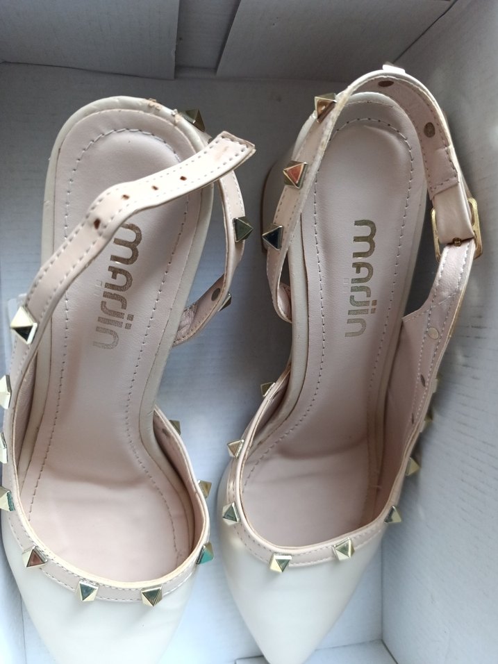 Beyaz Tokalı Stiletto Kadın Topuklu Ayakkabı - Görsel 5