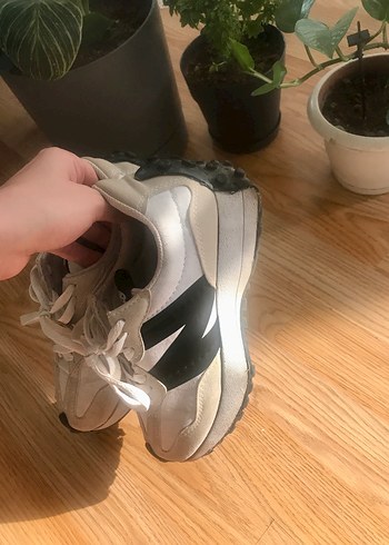 38 Beden New Balance 327 Spor Ayakkabı
