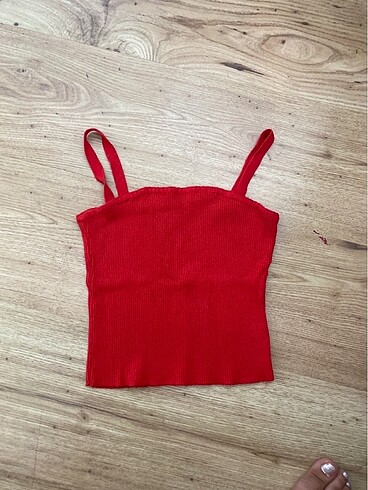 kirmizi crop