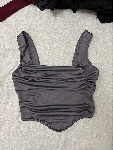 shein büzgülü antrasit crop