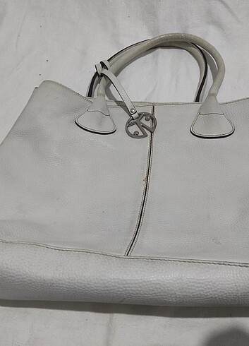 Coccinelle marka kullanılmış şık kadın kol çantası 