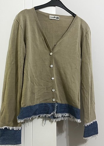 Düğmeli Bej Denim Detaylı Kadın Hırka - Görsel 3