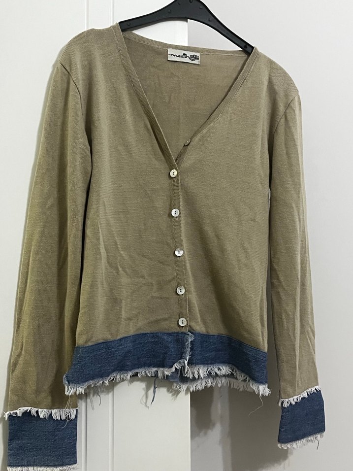 Düğmeli Bej Denim Detaylı Kadın Hırka - Görsel 3