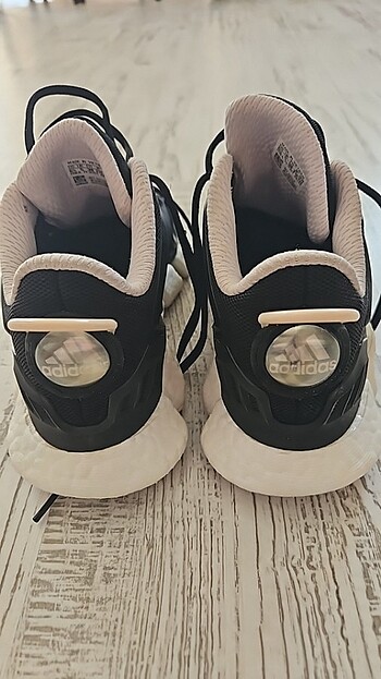 38 Beden Adidas sneakers 