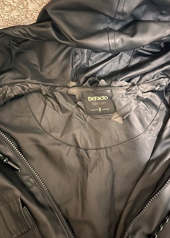 Siyah Deri Kapüşonlu Trençkot - Görsel 2