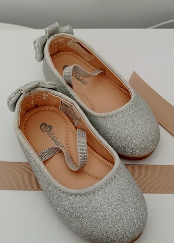 Kız Çocuk Gri Simli Babet Ayakkabı - Görsel 4