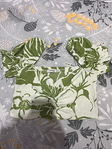 Crop takim desenli elbise