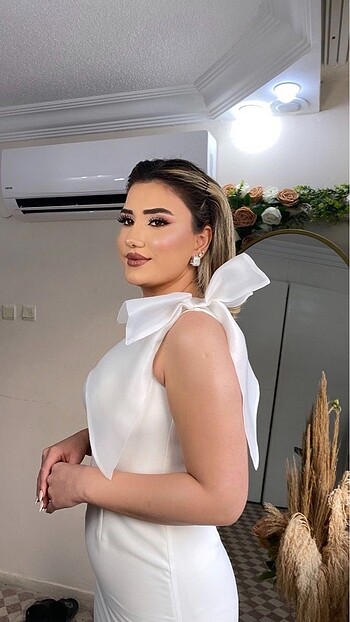 l Beden beyaz Renk Söz elbisesi