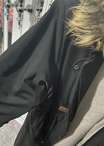 Siyah Uzun Kadın mont Kürklü Kapüşon - Görsel 2