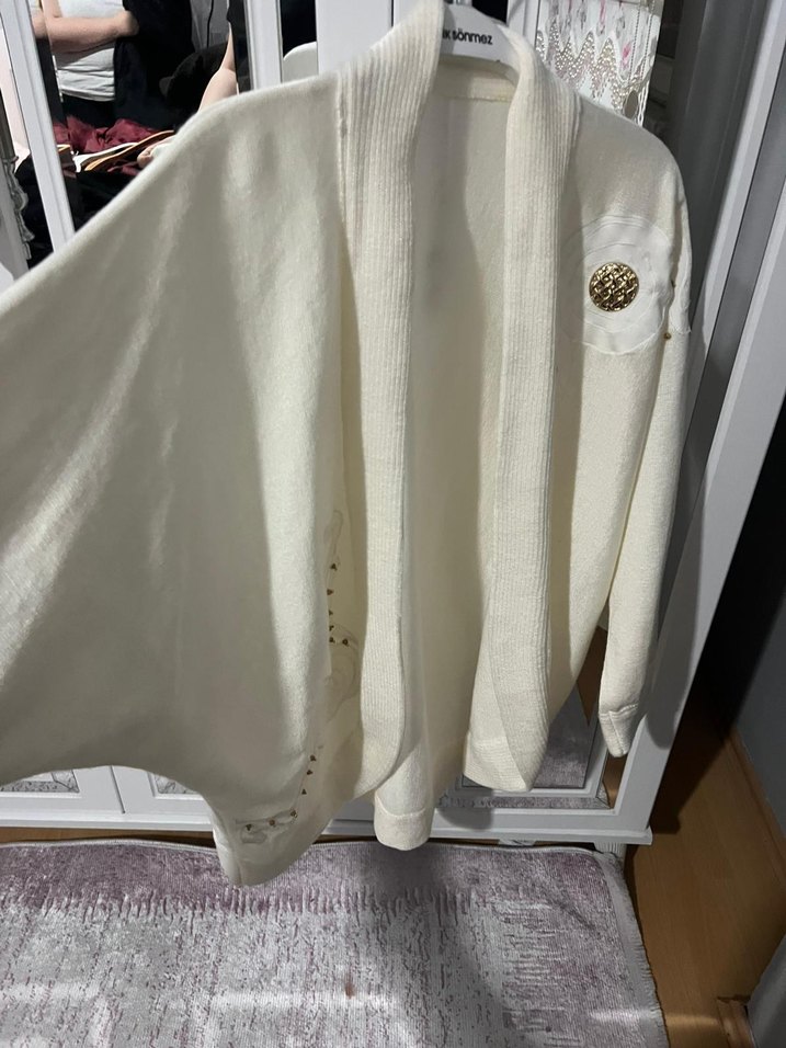 Kadın Beyaz Nakışlı triko Hırka - Görsel 3