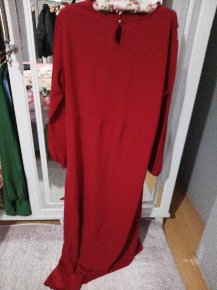 Kırmızı Fırfırlı elbise - Görsel 4