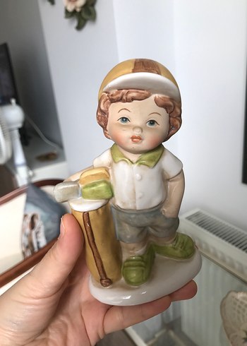 Pastel Renkli Bej Golf Temalı Biblo