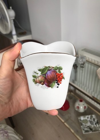 Küçük Beyaz Seramik Vazo