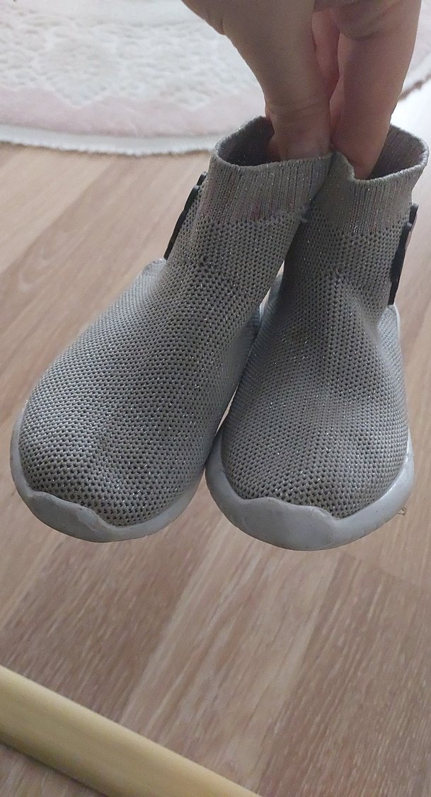 Kız Çocuk Gri Örgü Spor Ayakkabı Minnie Detaylı - Görsel 2