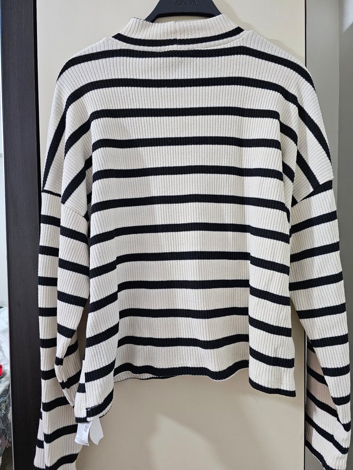 Beyaz Gri Çizgili Örgü Kadın Kazak - Görsel 3