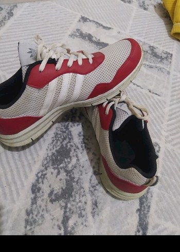 Kırmızı Bağcıklı Spor Ayakkabı - Görsel 2