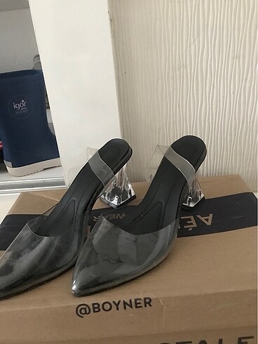 Zara Şeffaf topuklu ayakkabı