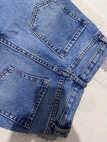 xs Beden stradivarius straight fit jean
