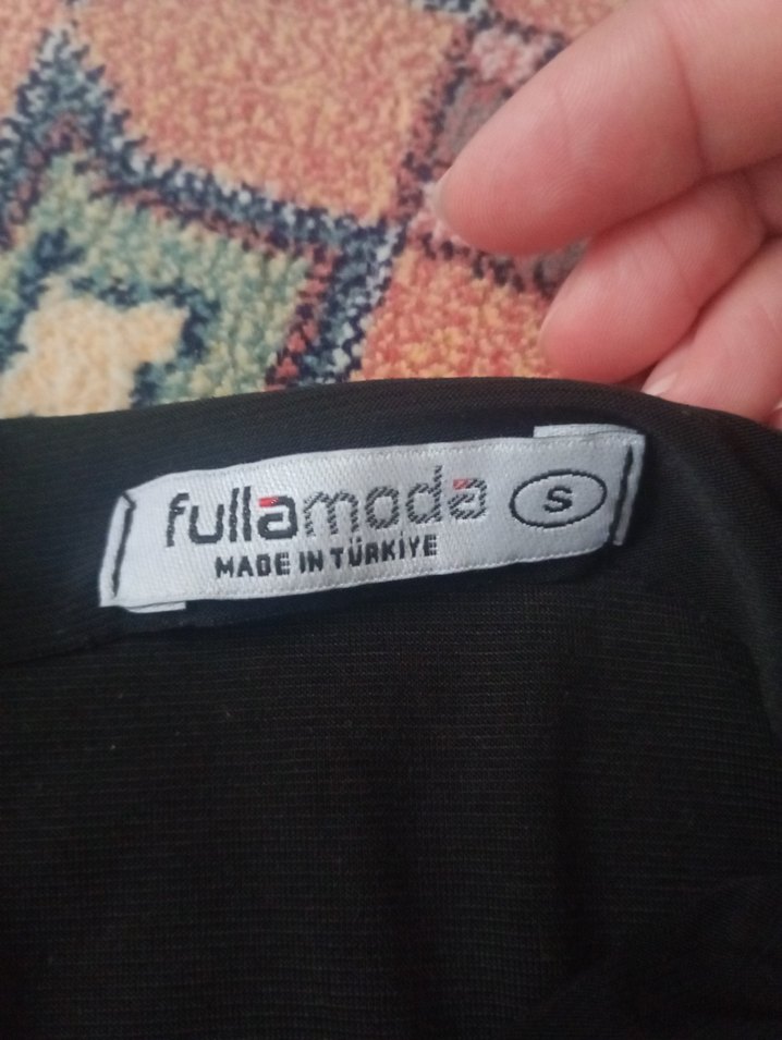 Drapeli Siyah  Kolsuz Bluz - Görsel 2