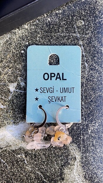 Küpe (Opal doğal taş)