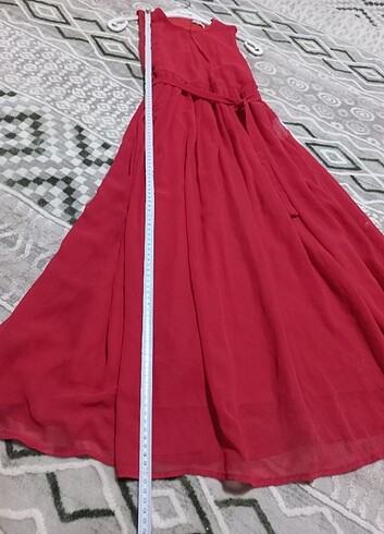 11-12 Yaş Beden kırmızı Renk 11 12 yaş elbise 100 tl