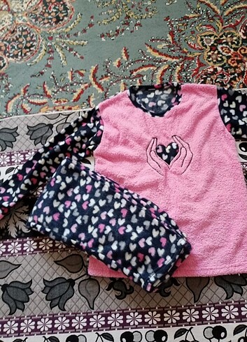 Sifr pijama takımı sıcacık çok güzel kişlik