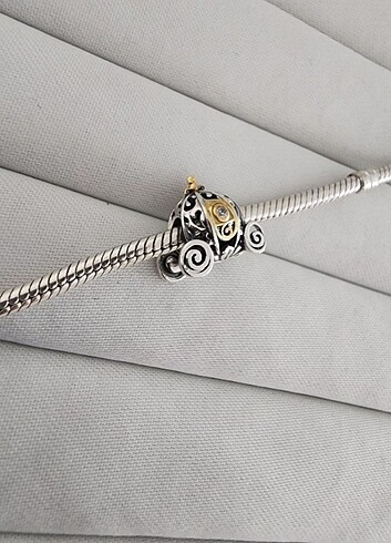 Beden gri Renk Disney Kül Kedisi Araba Charm