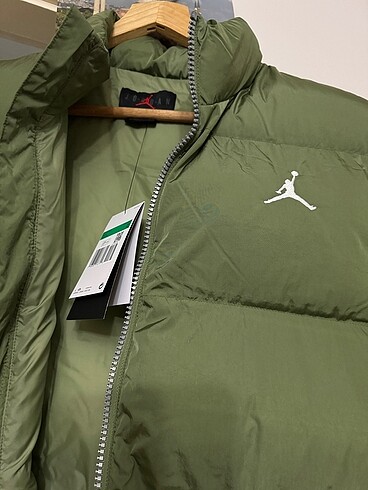 xl Beden yeşil Renk Nike jordan orijinal şişme mont