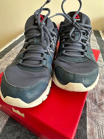 42 Beden Reebok erkek ayakkabı