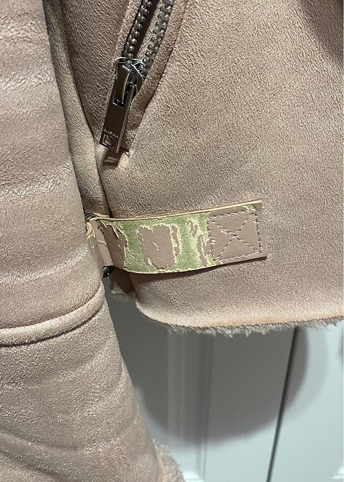 Pembe tüylü ceket - Görsel 2