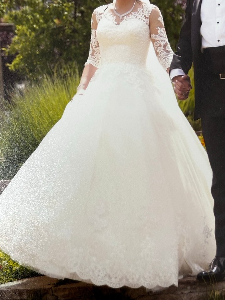 Dantelli Uzun Kollu Straplez Prenses Gelinlik - Görsel 4