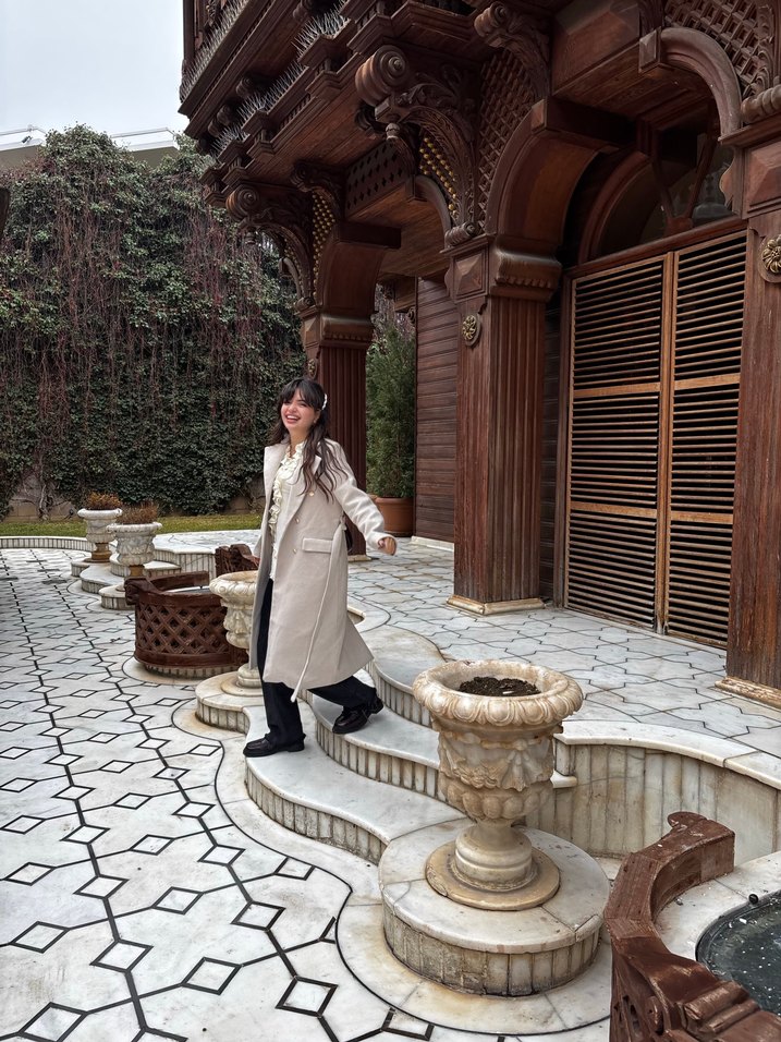 Düğmeli uzun krem kaban - Görsel 5