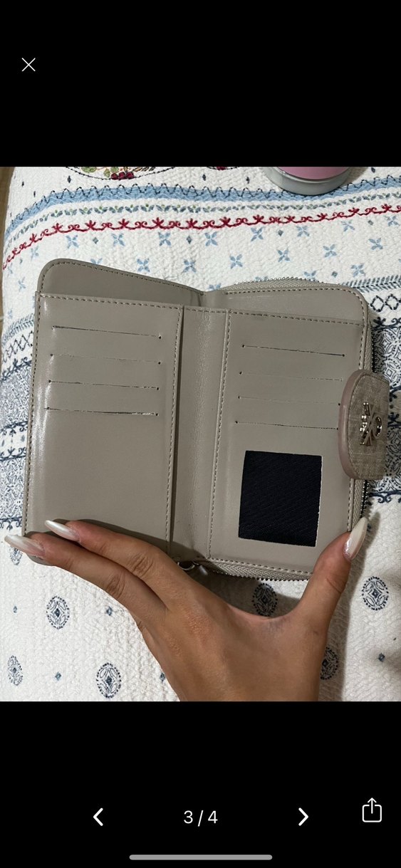 Bej Baskılı Benetton Kadın Fermuarlı Cüzdan - Görsel 3