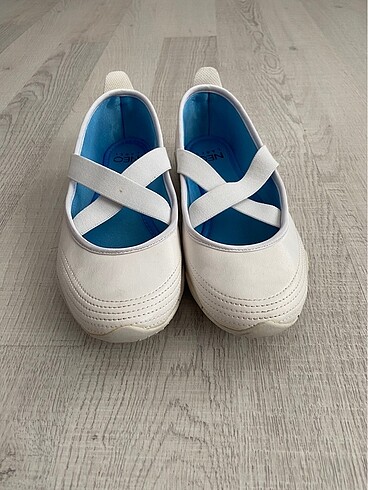 38 Beden Adidas